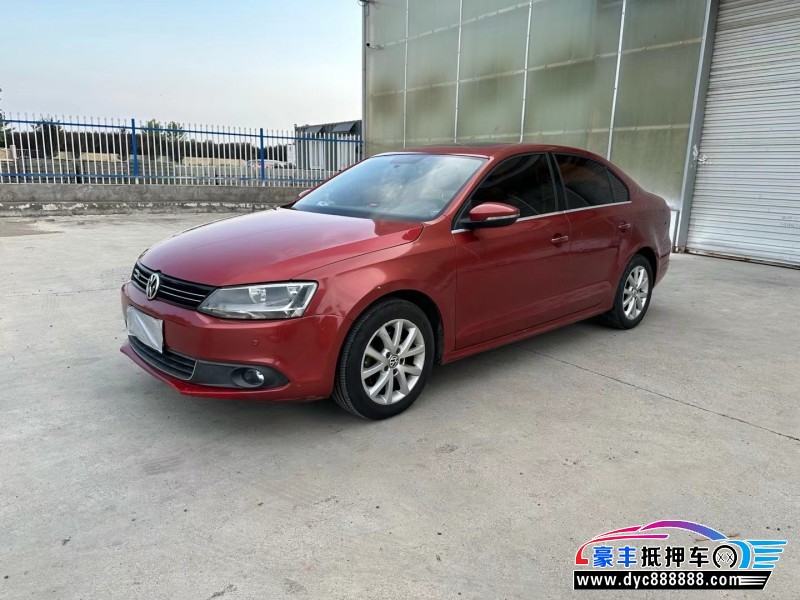 13年大众速腾轿车抵押车出售