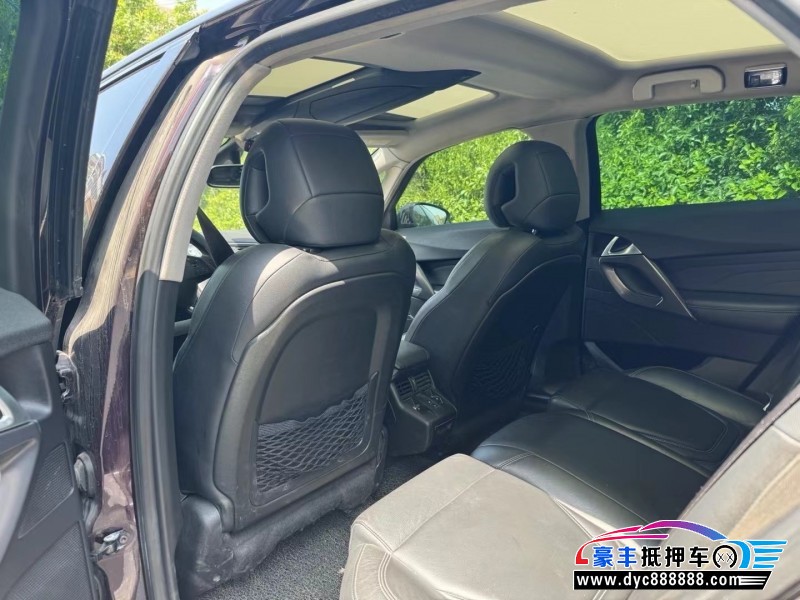 14年DSDS5轿车抵押车出售