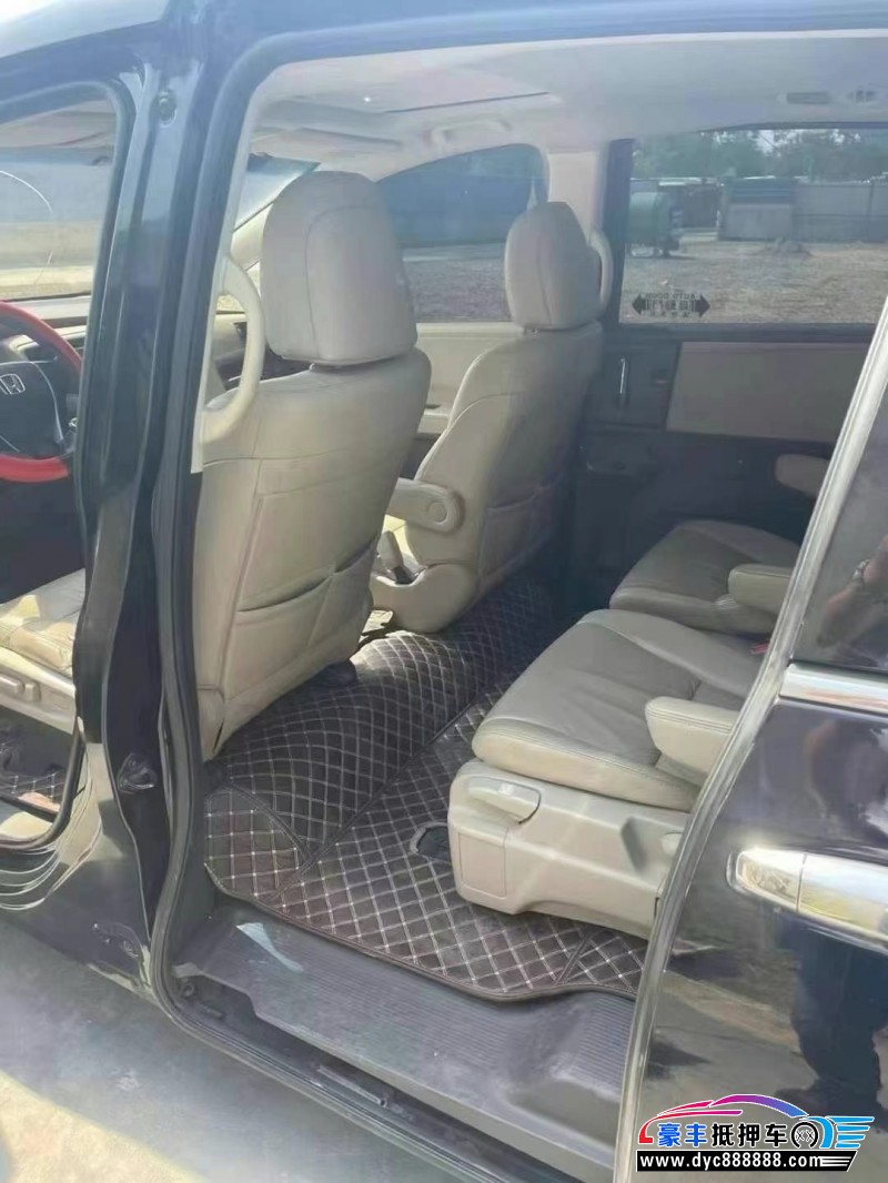 16年本田奥德赛轿车抵押车出售