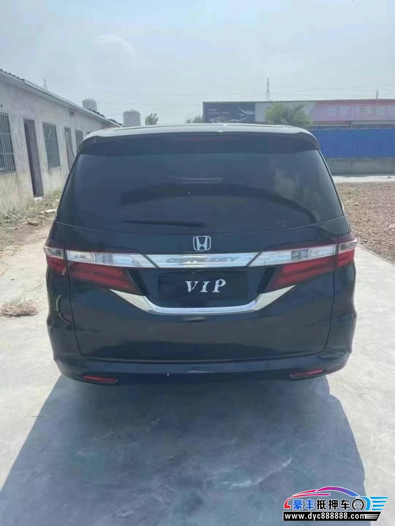 16年本田奥德赛轿车抵押车出售