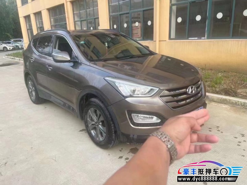 14年现代圣达菲轿车抵押车出售