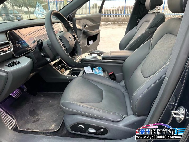 23年极狐阿尔法S轿车抵押车出售