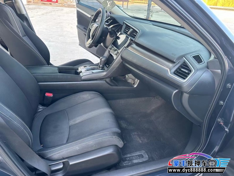 22年本田思域轿车抵押车出售