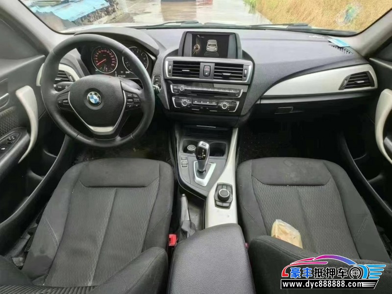 16年宝马1系轿车抵押车出售