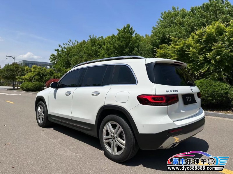 22年奔驰GLB轿车抵押车出售