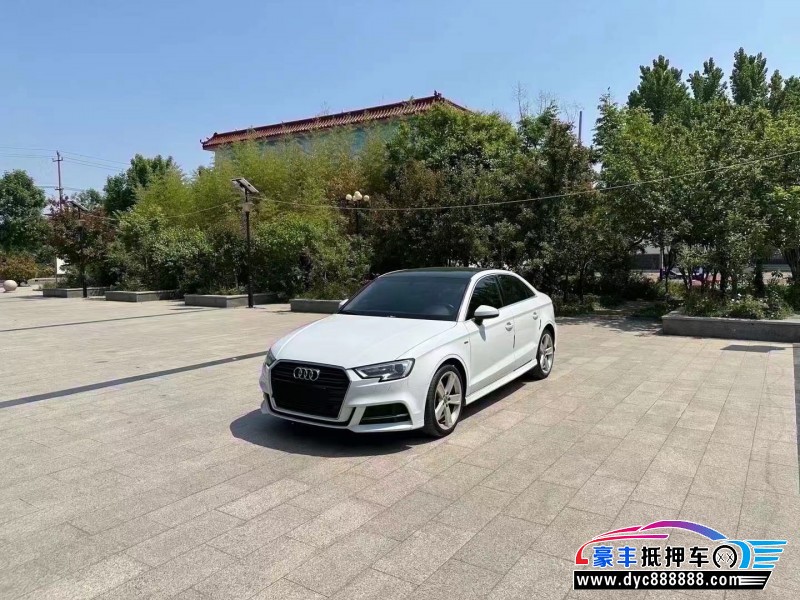 18年奥迪A3轿车抵押车出售
