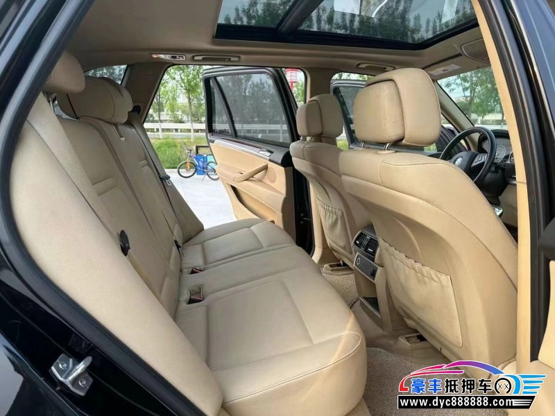 13年宝马X5SUV抵押车出售