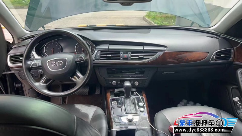 17年奥迪A6L轿车抵押车出售