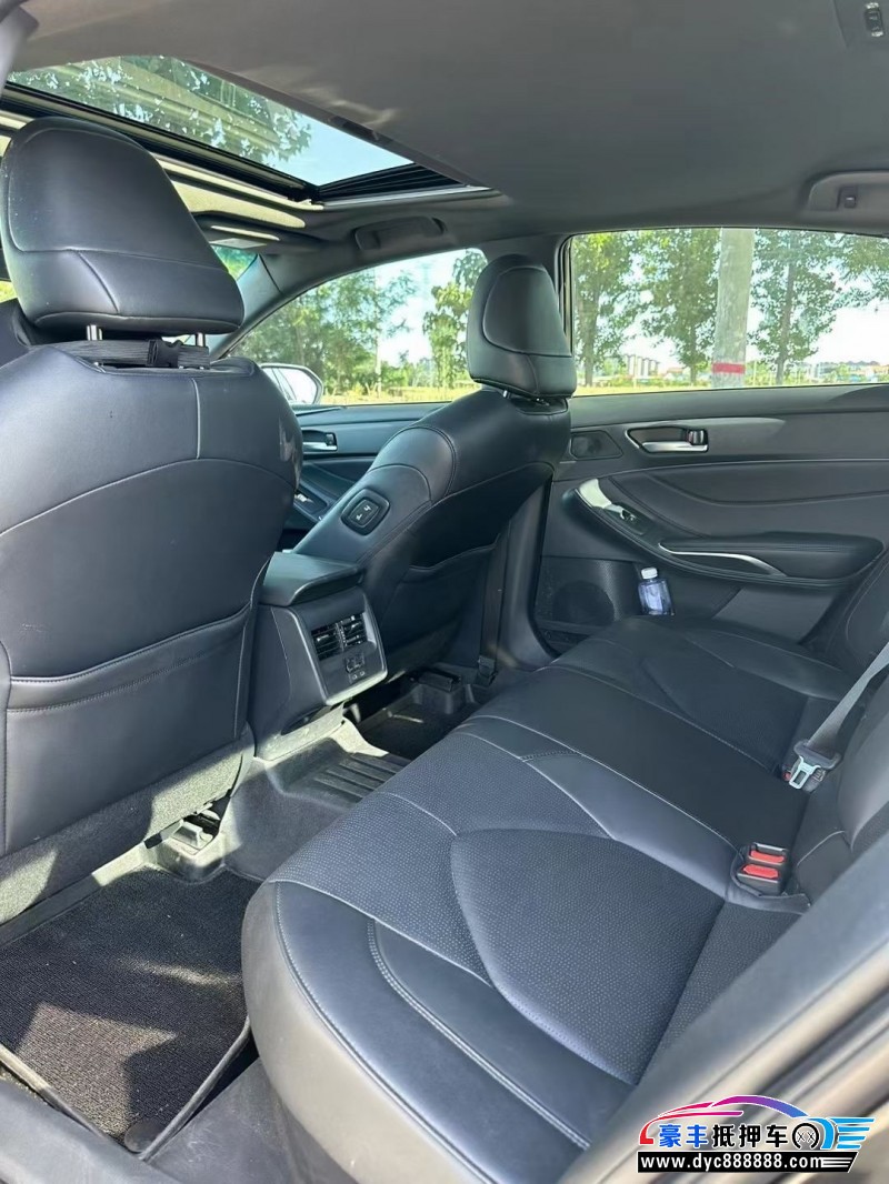 23年丰田亚洲龙轿车抵押车出售