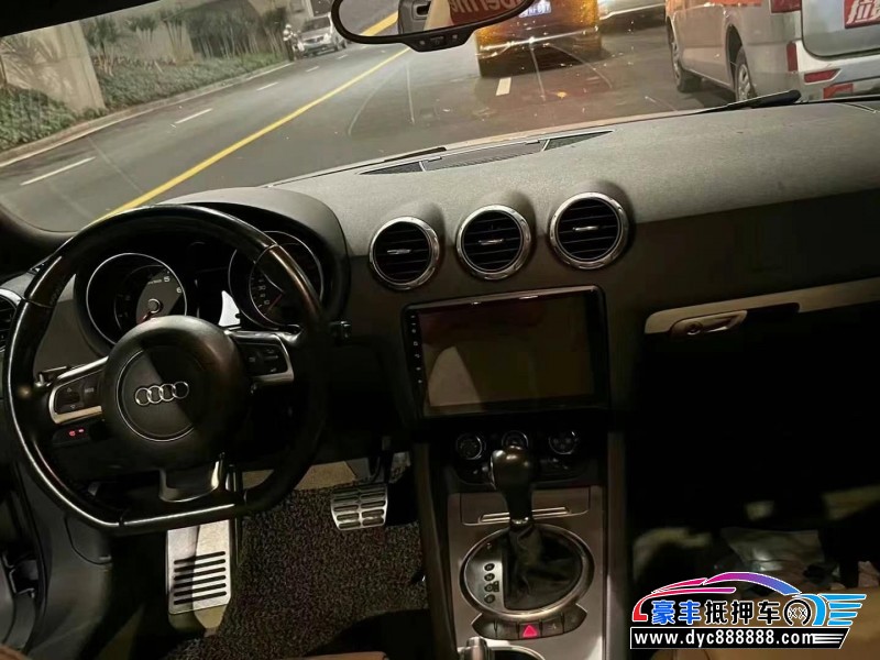 09年奥迪TT轿车抵押车出售