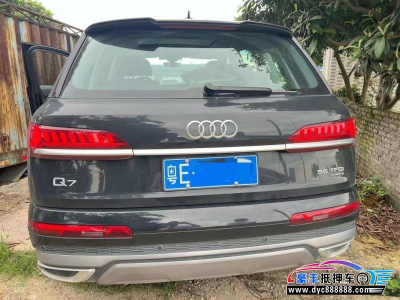 23年奥迪Q7轿车抵押车出售