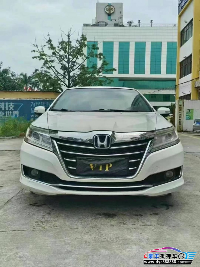 16年本田凌派轿车抵押车出售