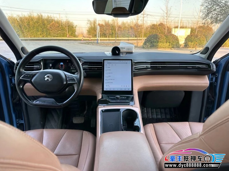 19年蔚来ES8轿车抵押车出售