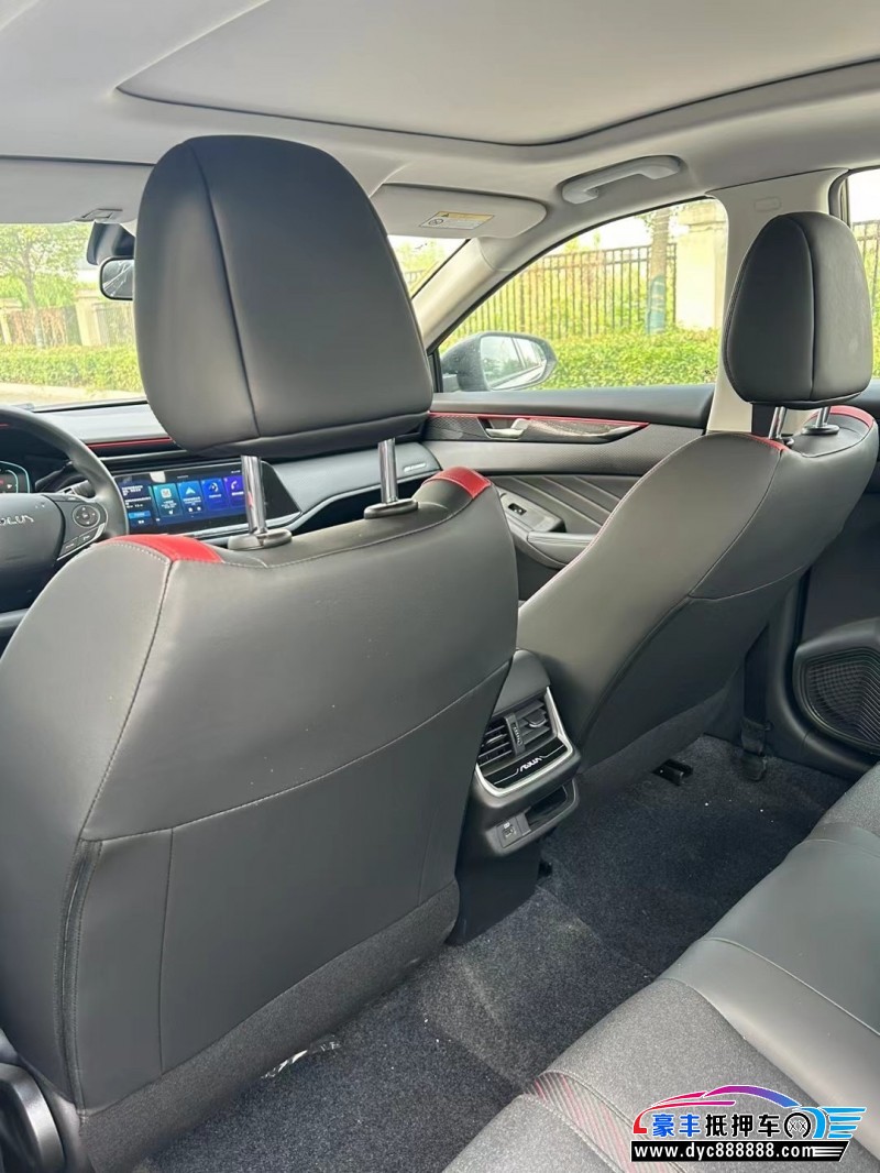 24年东风风神奕炫轿车抵押车出售