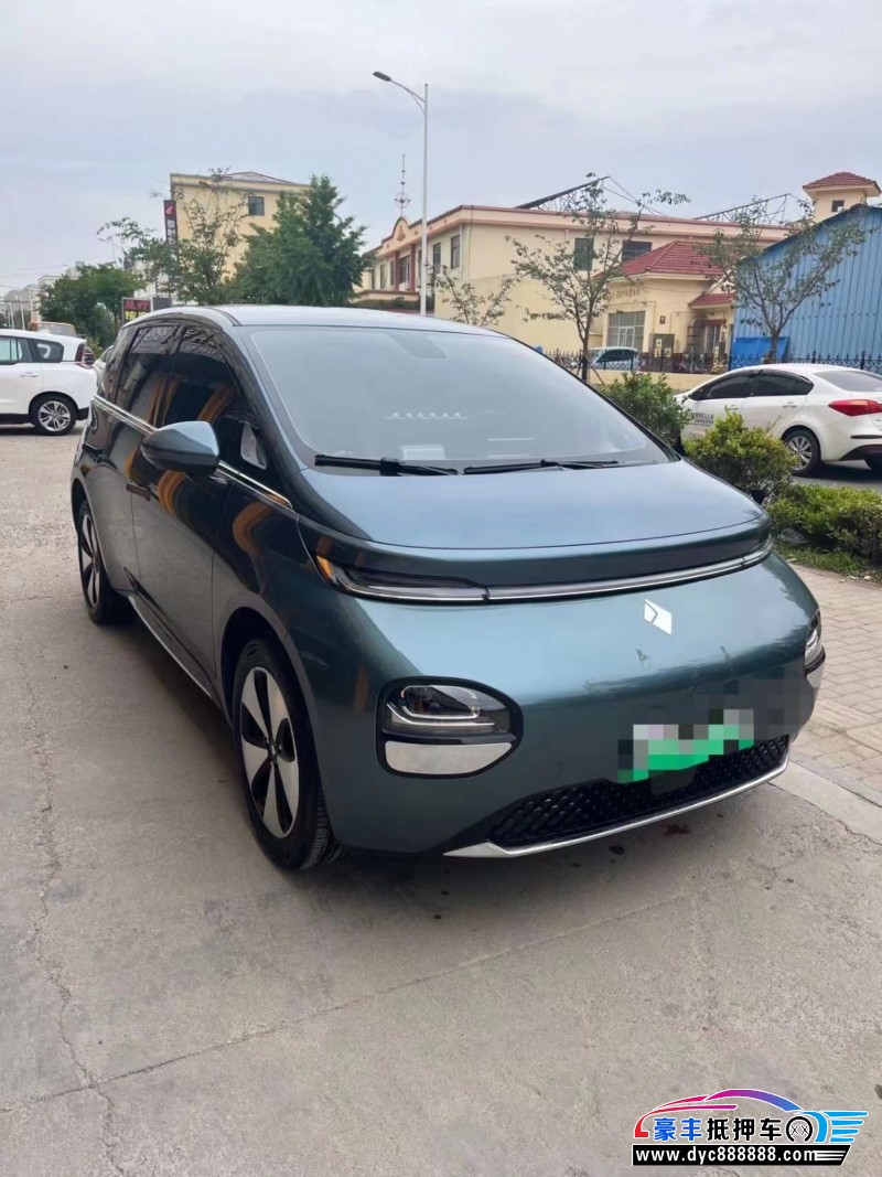 23年宝骏云朵轿车抵押车出售