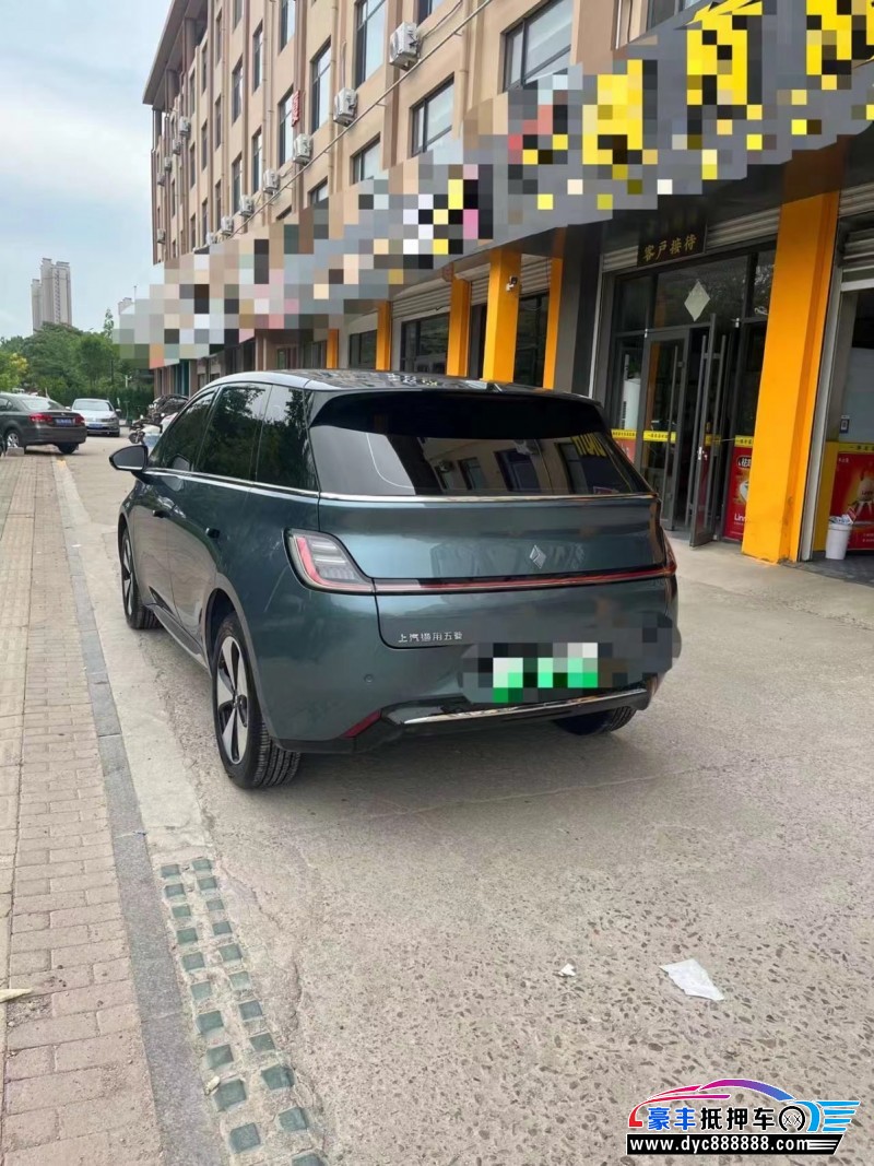 23年宝骏云朵轿车抵押车出售