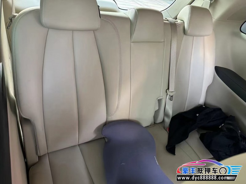 20年别克GL8轿车抵押车出售