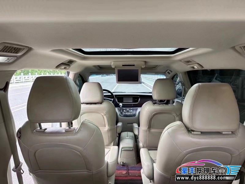 15年别克GL8轿车抵押车出售