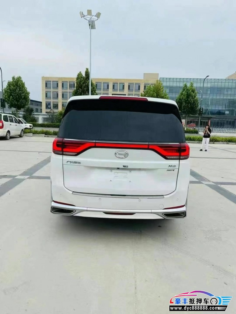 21年传祺M8轿车抵押车出售