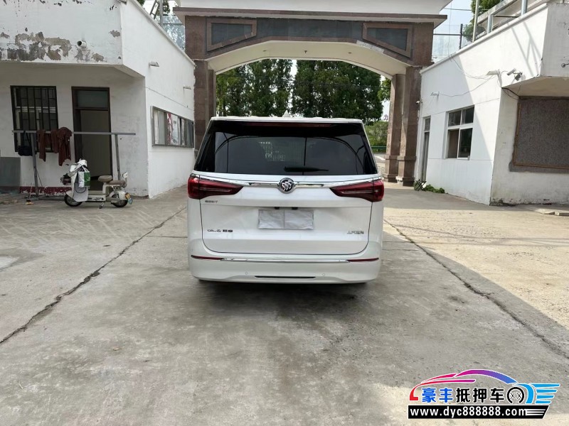 21年别克GL8轿车抵押车出售