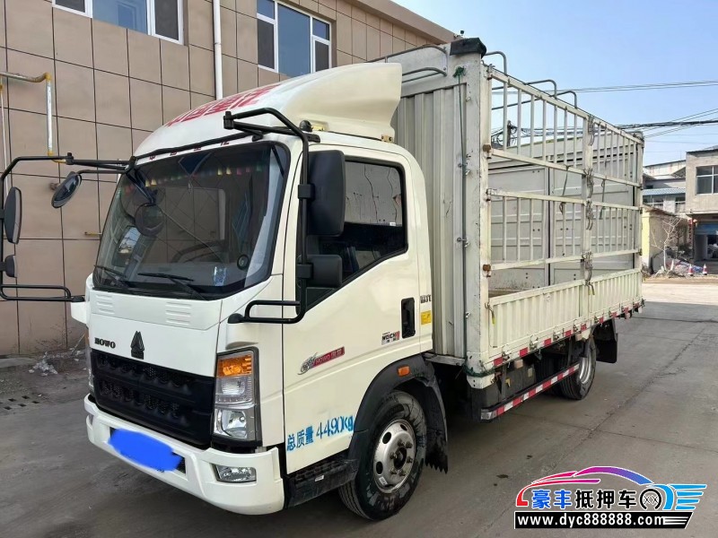 23年重汽豪沃轿车抵押车出售