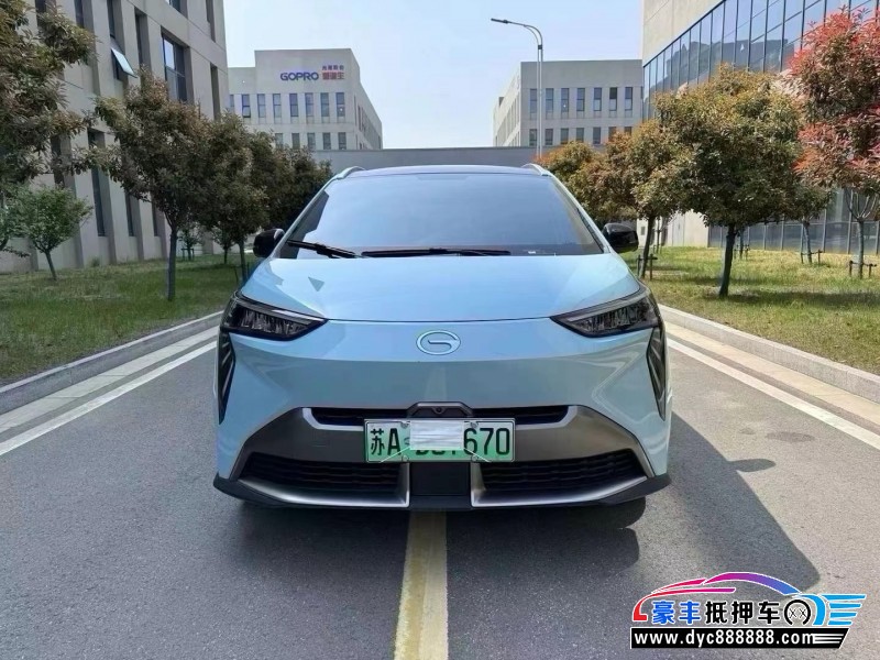 22年埃安Y70轿车抵押车出售