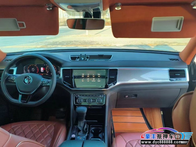 20年大众途昂轿车抵押车出售