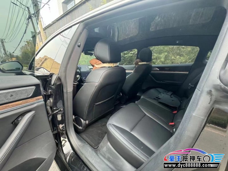 23年哪吒S轿车抵押车出售