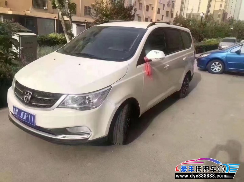 21年宝骏730轿车抵押车出售