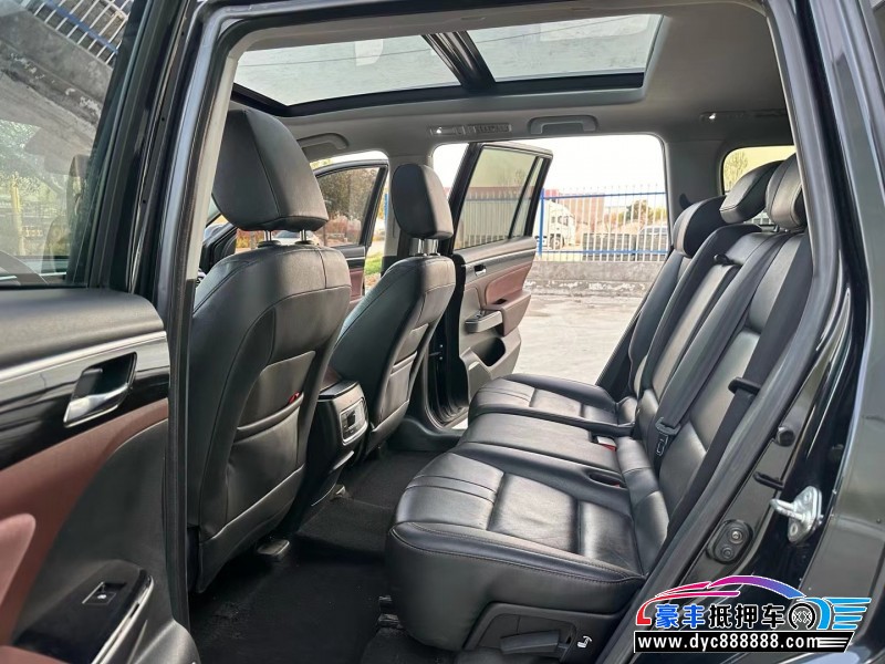 17年传祺GS8轿车抵押车出售