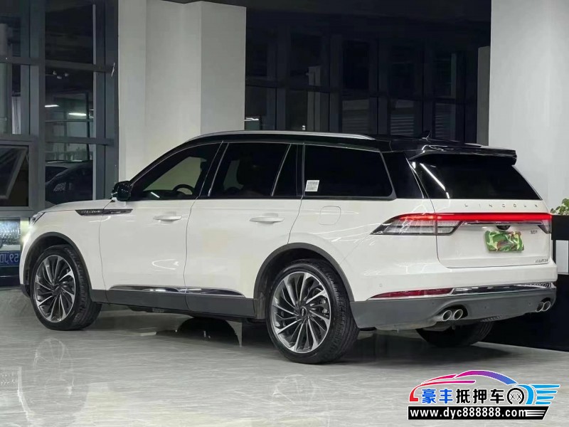 22年林肯飞行家轿车抵押车出售