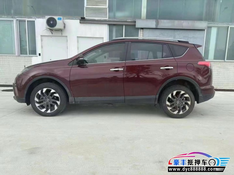 17年丰田RAV4轿车抵押车出售