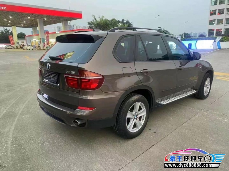 13年宝马X5轿车抵押车出售