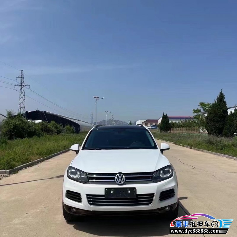 14年大众途锐轿车抵押车出售