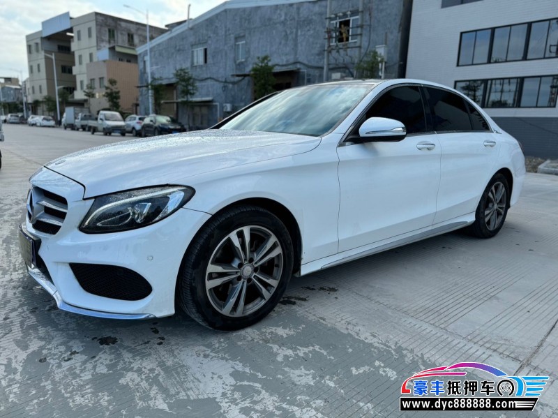 17年奔驰C轿车抵押车出售