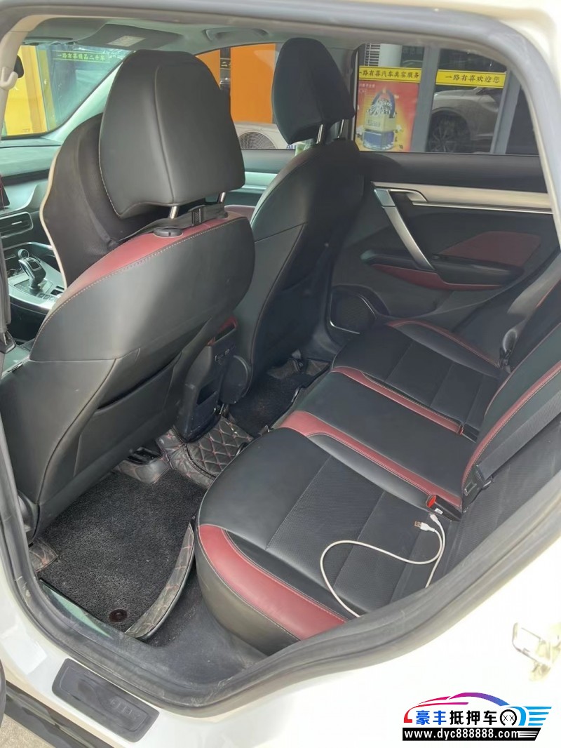 21年吉利缤越轿车抵押车出售