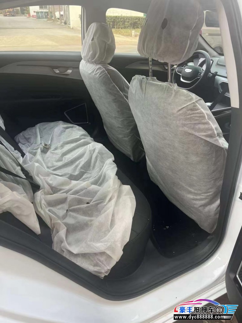 24年吉利几何轿车抵押车出售