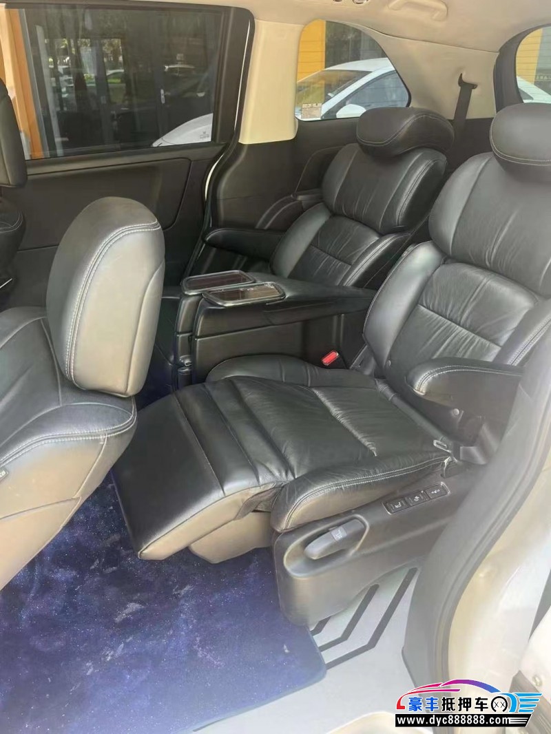 19年本田艾力绅轿车抵押车出售