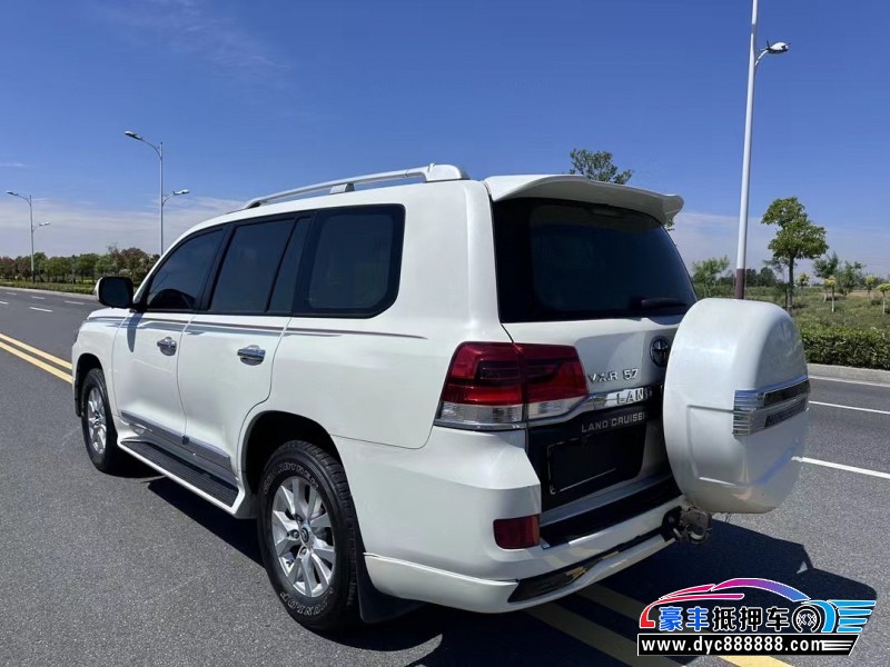 18年丰田兰德酷路泽（陆巡）轿车抵押车出售