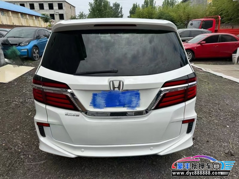 18年本田艾力绅轿车抵押车出售