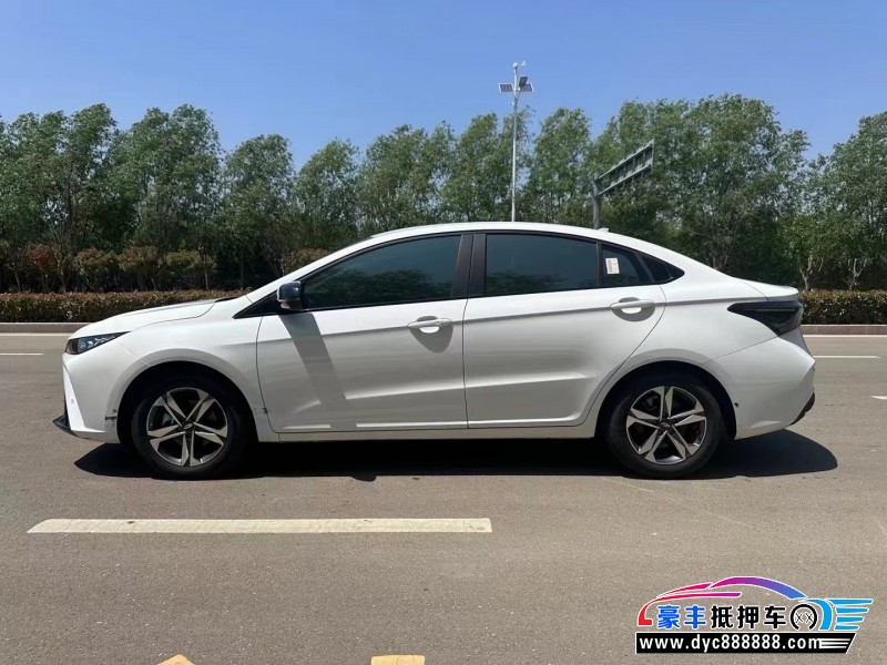 24年奇瑞艾瑞泽轿车抵押车出售