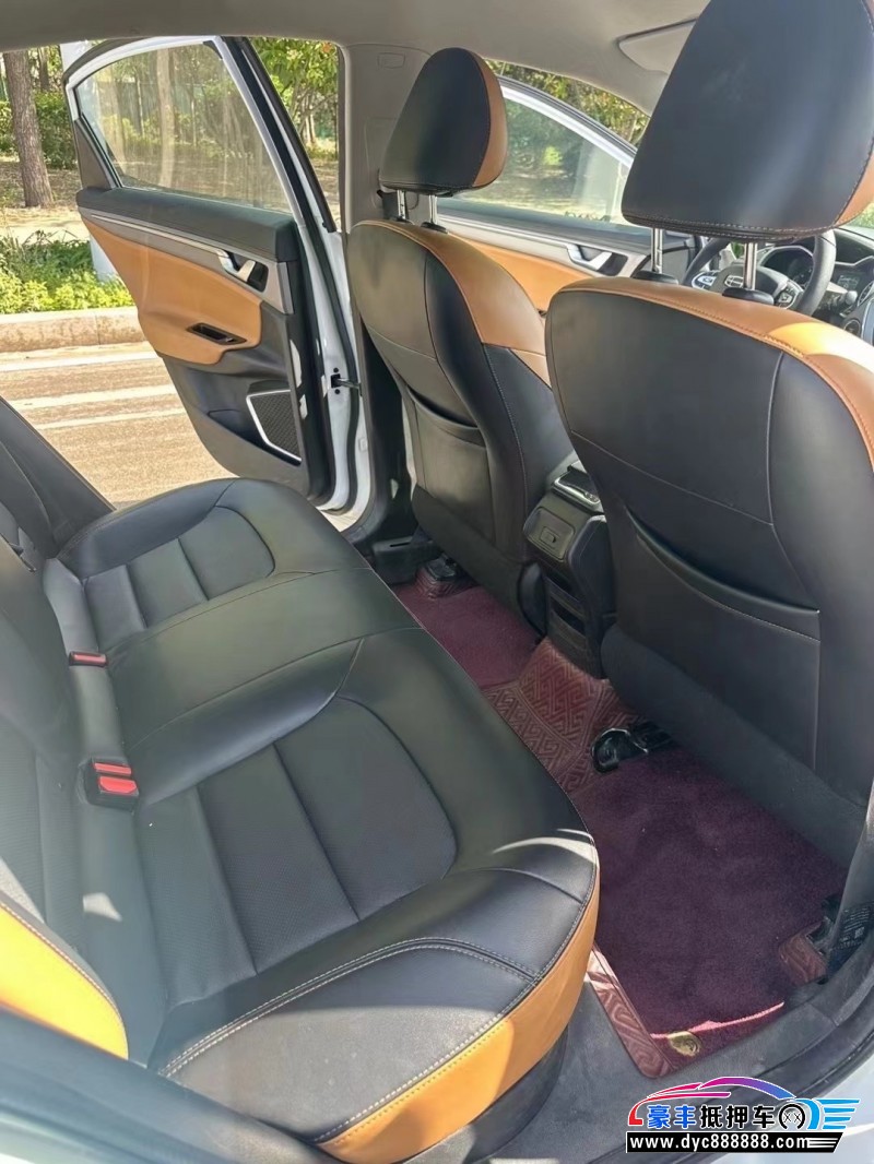 20年吉利帝豪GL轿车抵押车出售