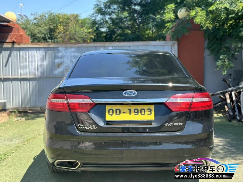 17年福特金牛座轿车抵押车出售