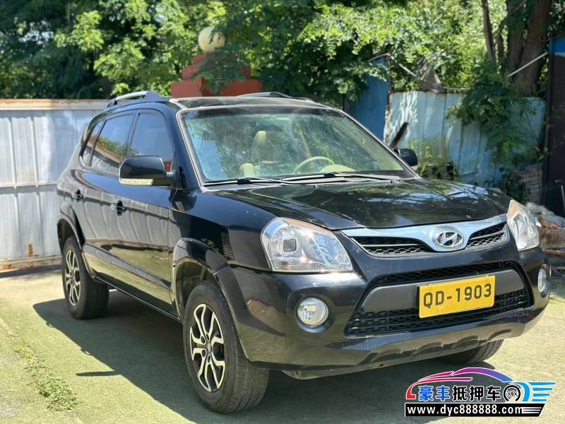 16年现代途胜轿车抵押车出售