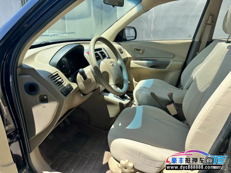 16年现代途胜轿车抵押车出售