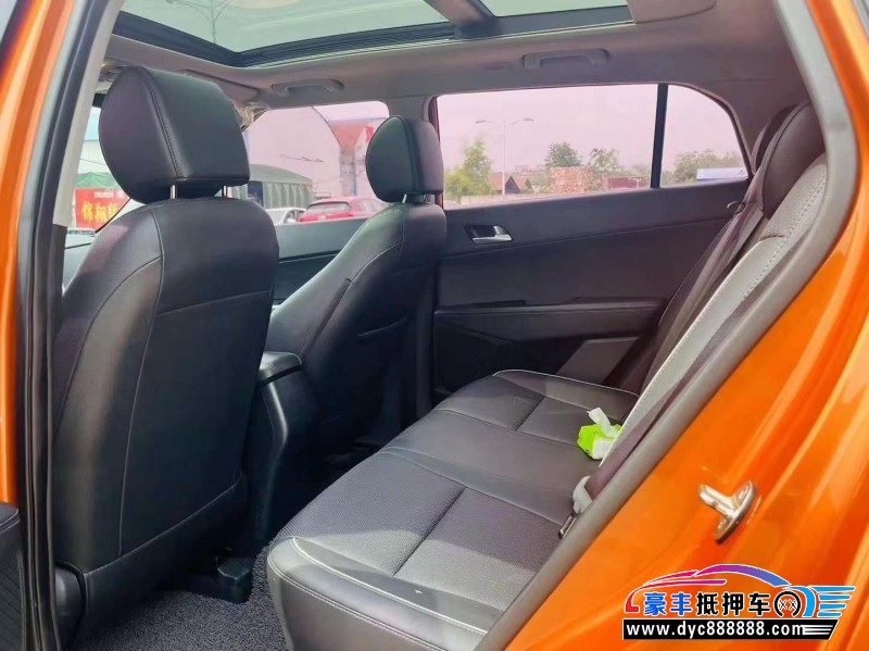 17年现代ix25轿车抵押车出售