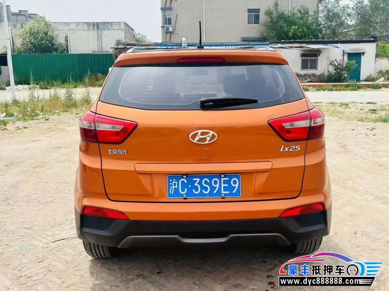 17年现代ix25轿车抵押车出售