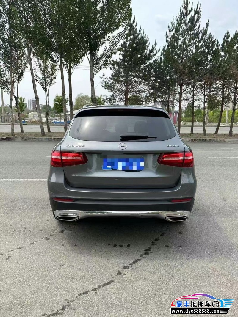 20年奔驰GLC轿车抵押车出售