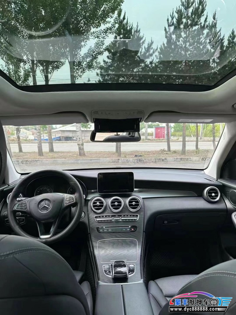 20年奔驰GLC轿车抵押车出售