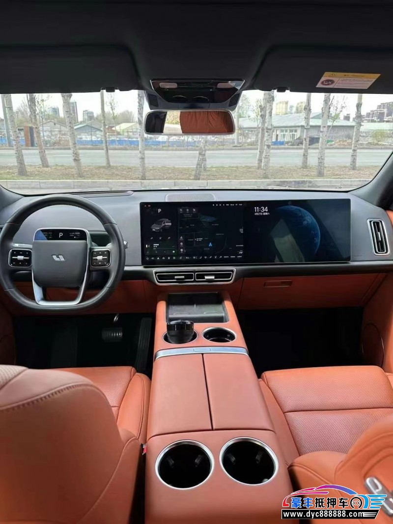 23年理想L8轿车抵押车出售